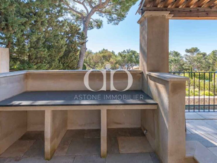 PRESQU'ILE CASSIS : Bastide vue mer - Barbecue - Astone Immobilier