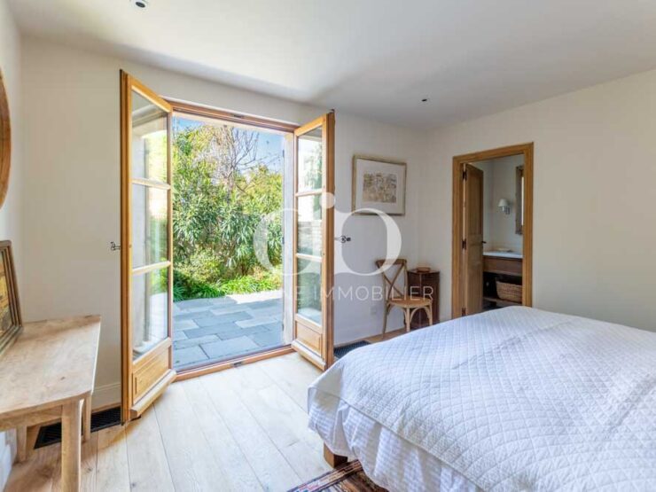 PRESQU'ILE CASSIS : Bastide vue mer - Chambre - Astone Immobilier