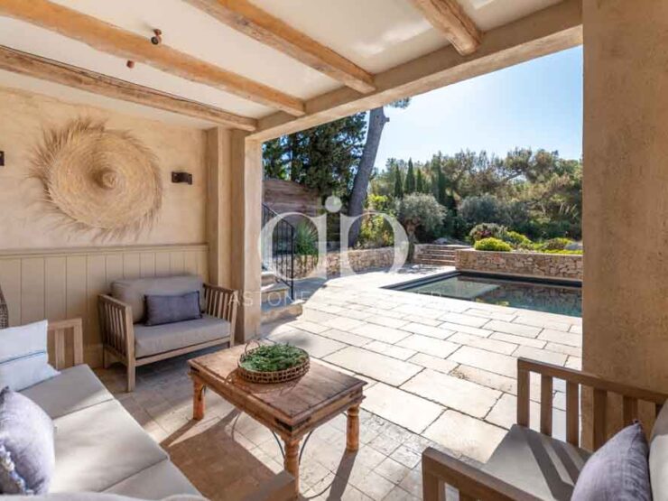 PRESQU'ILE CASSIS : Bastide vue mer - Pisicne - Astone Immobilier