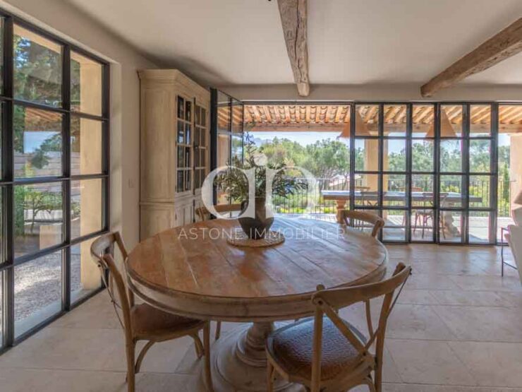 PRESQU'ILE CASSIS : Bastide vue mer - Salle A Manger - Astone Immobilier
