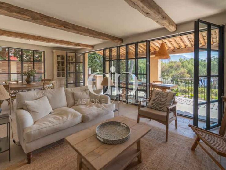 PRESQU'ILE CASSIS : Bastide vue mer - Salon - Astone Immobilier