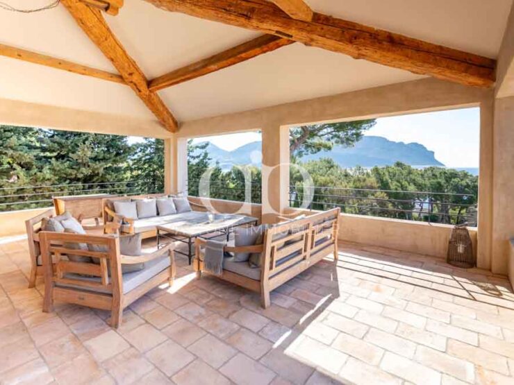 PRESQU'ILE CASSIS : Bastide vue mer - Vue Cap Canaille - Astone Immobilier