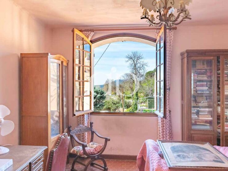 ROQUEVAIRE : Demeure ancienne Provençale - Chambre - Astone Immobilier