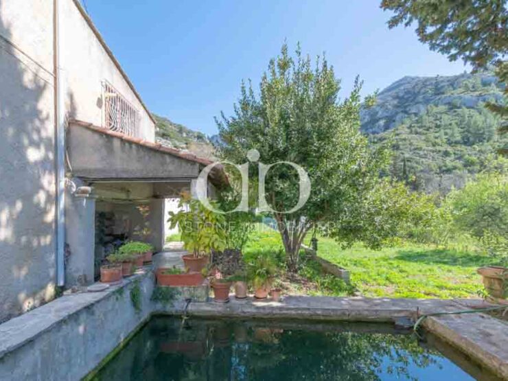ROQUEVAIRE : Demeure ancienne Provençale - Piscine - Astone Immobilier