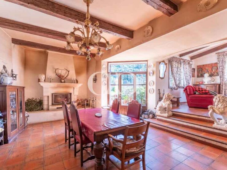ROQUEVAIRE : Demeure ancienne Provençale - Salle A Manger - Astone Immobilier