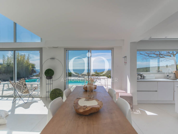 Cassis VM823 Living –