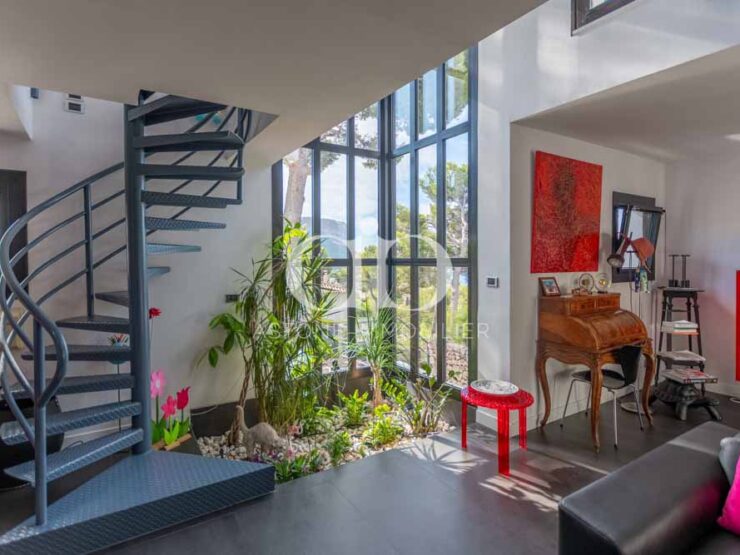 CASSIS: Villa vue mer - Living - Astone Immobilier