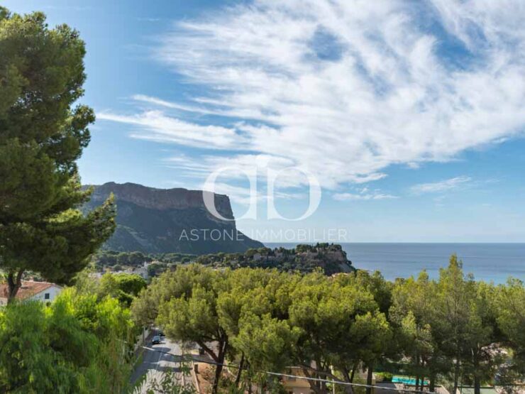 CASSIS: Villa vue mer - Vue - Astone Immobilier