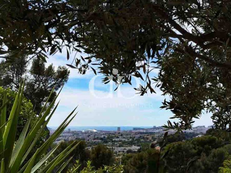 MARSEILLE: Domaine avec vue panoramique sur la baie - Vue - Astone Immobilier
