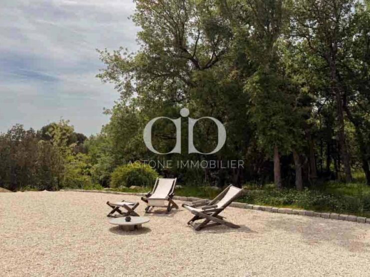 SAINT - MAXIMIM : Propriété - Jardin - Astone Immobilier