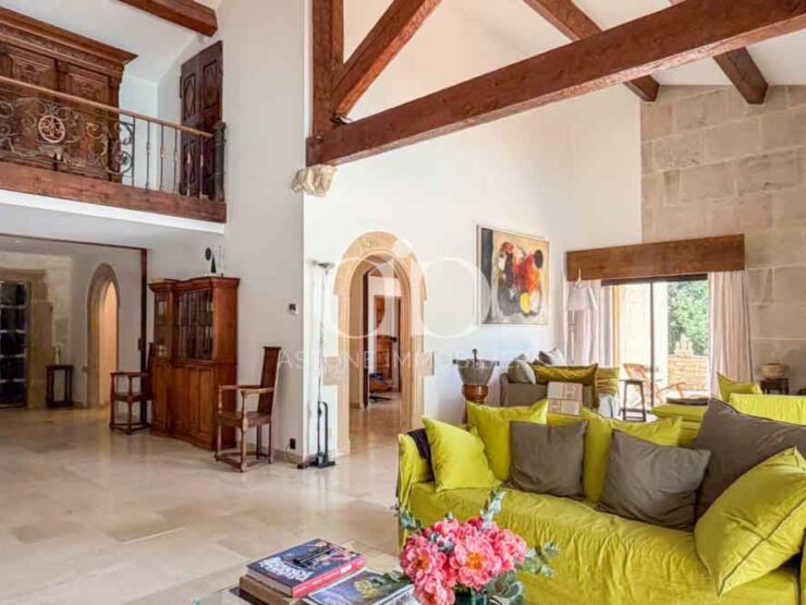 SAINT - MAXIMIM : Propriété - Living - Astone Immobilier