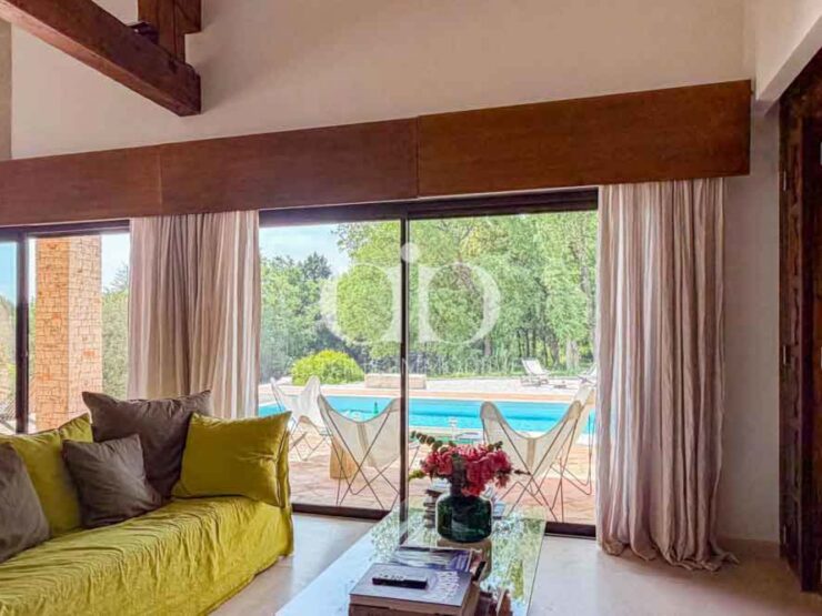 SAINT - MAXIMIM : Propriété - Living - Astone Immobilier