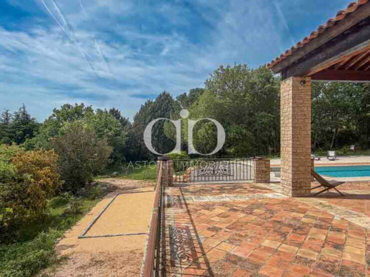 SAINT - MAXIMIM : Propriété - Piscine - Astone Immobilier