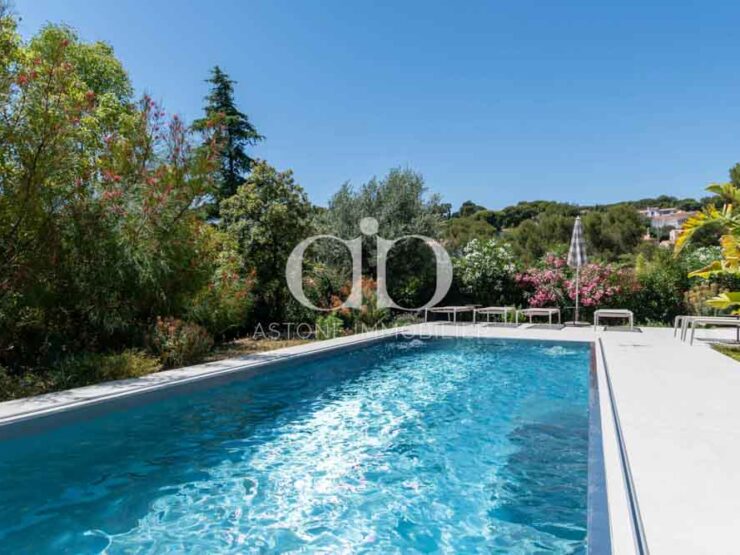 CASSIS : Propriété d'exception - Piscine - Astone Immobilier