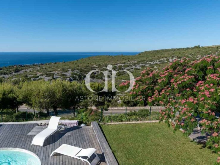 CASSIS : Villa magnifique avec piscine vue Mer et Cap Canaille - Vue Calanques - Astone Immobilier