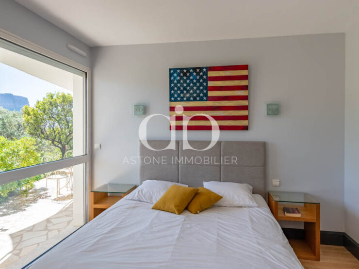 CASSIS : villa moderne - Chambre - Astone Immobilier