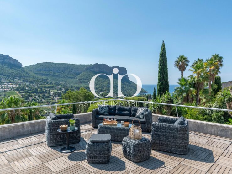 CASSIS : Superbe villa moderne - Rooftop - 187 - Astone Immobilier
